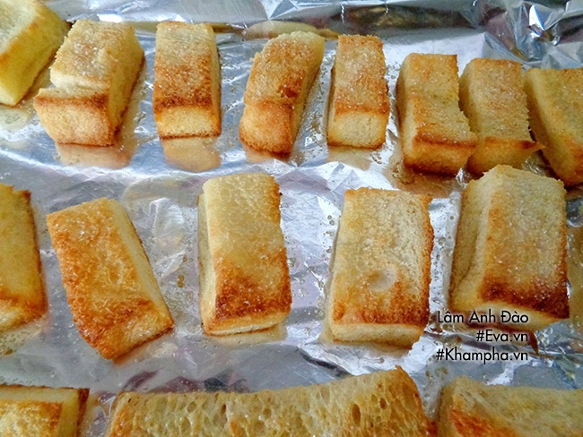 Bánh mì nướng bơ đường giòn tan thơm phức - 6