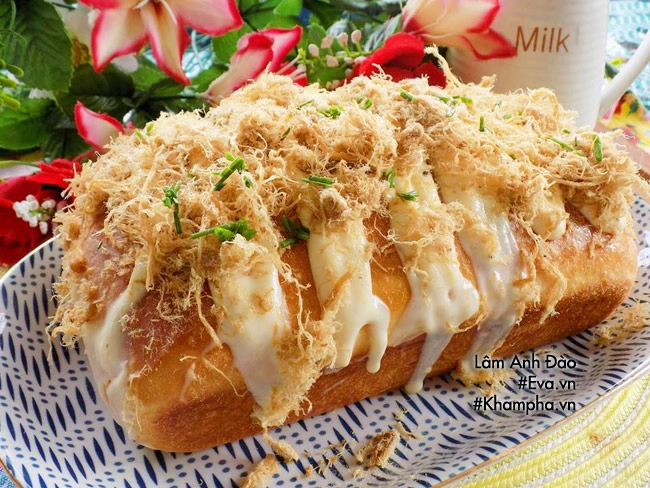 Bánh mì phô mai chảy món ăn siêu hot hóa ra chỉ làm như thế này - 12