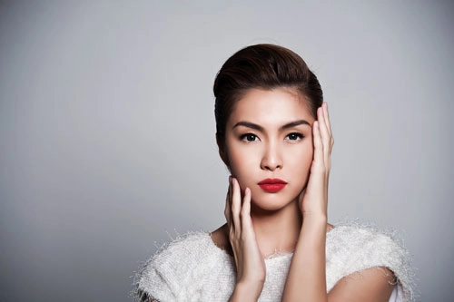 Bắt bài kiểu make-up của 6 mỹ nhân bên đời cường đôla - 2