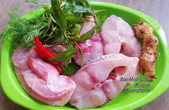 Bí quyết cho món cá trắm kho riềng thịt ba chỉ tốn cơm vô cùng - 1