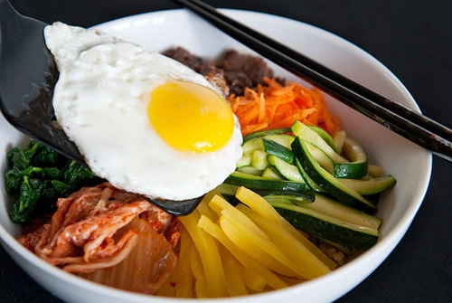 Bibimbap món cơm trộn ngon mê của người hàn - 8