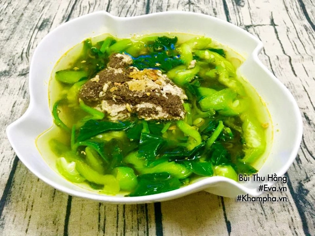Bữa cơm chiều ấm cúng với rạm rang lá lốt canh rạm đưa cơm vô cùng - 5
