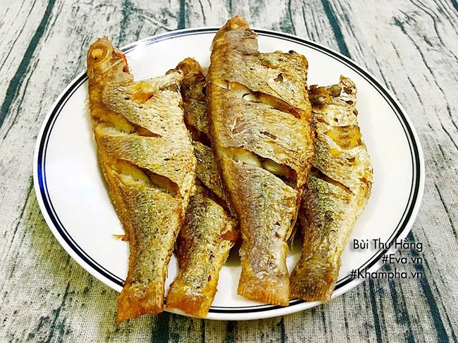 Bữa cơm chiều đề huề với 2 món mặn 2 món rau đưa cơm cho cả nhà - 2