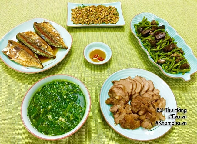 Bữa cơm cuối tuần đủ dinh dưỡng cho cả nhà với 3 món mặn hấp dẫn - 1