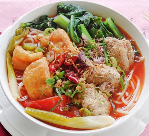 Bùi ngùi ăn canh bún bình dân nơi xứ người - 7