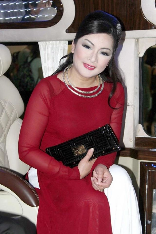 Ca sĩ như quỳnh nhan sắc nghiêng nước nghiêng thành giờ thế nào trước sức mạnh thời gian - 8
