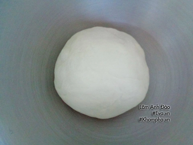 Cách làm bánh bao xúc xích hình thỏ cho bữa sáng - 3