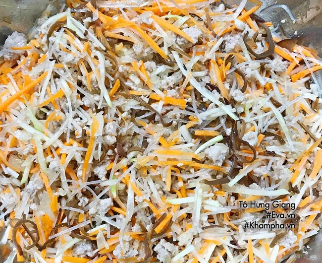 Cách làm bánh gối nhân thịt trứng đơn giản mà ngon tại nhà - 3