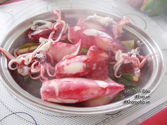 Cách làm mực hấp sả sốt mắm chanh không ăn nhanh là hết - 5