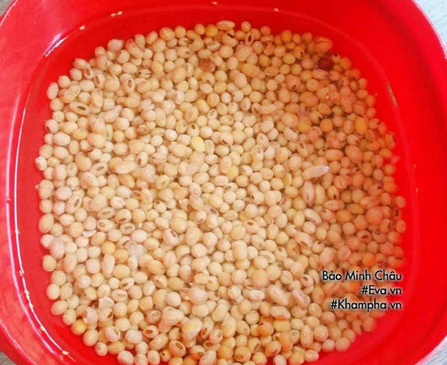 Cách làm sữa đậu nành lá dứa thơm lừng bổ dưỡng cho bữa sáng - 2