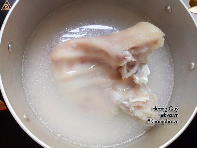Cách làm tai heo sốt me giòn sần sật ngon đến miếng cuối cùng - 2