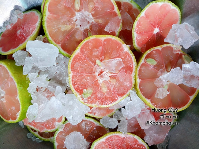 Cách ngâm chanh đào đường phèn mật ong trị ho cho mùa đông - 5