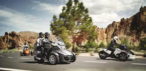 Can-am spyder rt 2014 có giá khoảng 22999 usd - 1