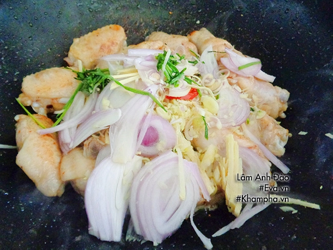 Cánh gà xào mặn ngon cơm ngày mát trời - 4