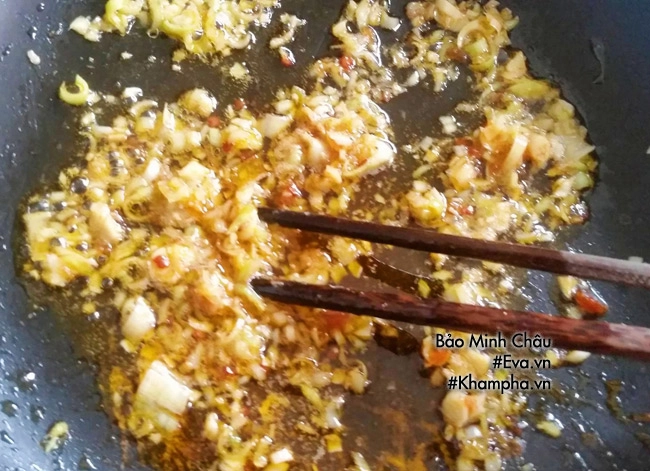 ch xào sa tế ngon tê đầu lưỡi các tín đồ của món ếch không thể bỏ qua - 5