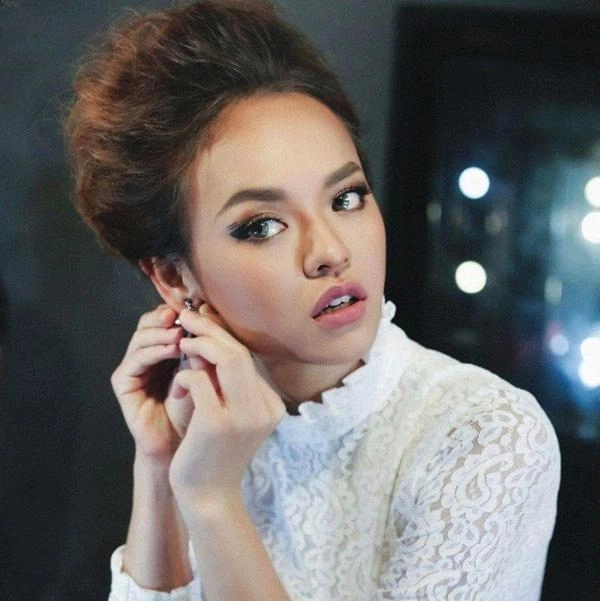 Chẳng ai như mai ngô mỗi lần khoe mặt là mỗi lần cư dân mạng được dịp náo loạn - 12
