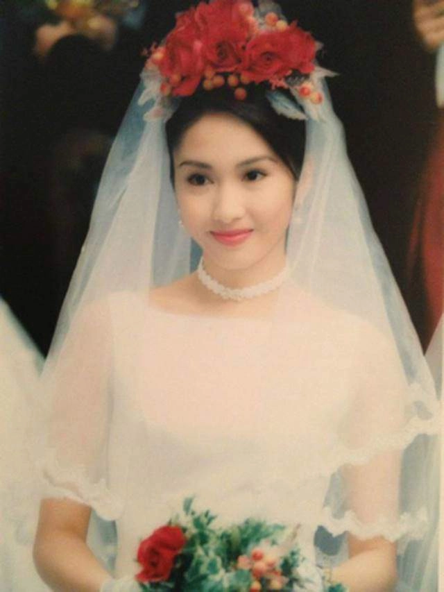 Chỉ kẻ lông mày và tô son minh tinh tvb khiến hot girl thời nay hổ thẹn vì quá đẹp - 1