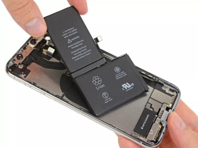 Chi phí sửa mặt kính của iphone x bằng hơn nửa giá tiền máy mới và đây là lý do - 3