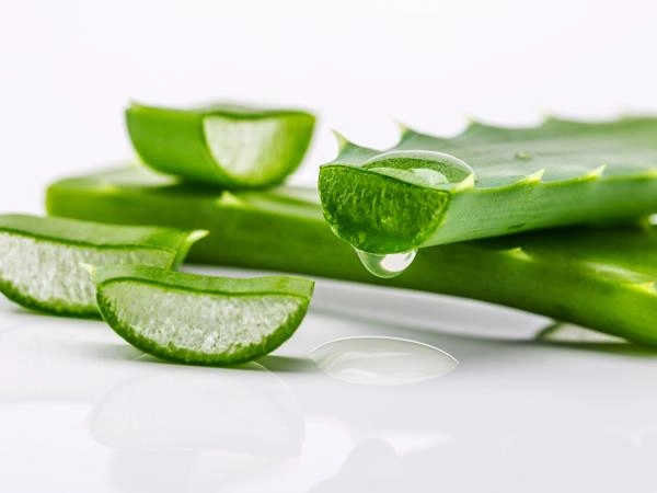 Chỉ tốn vài nghìn đồng tóc vẫn suôn mượt như bộ đôi hồ ngọc hà - phạm hương - 7