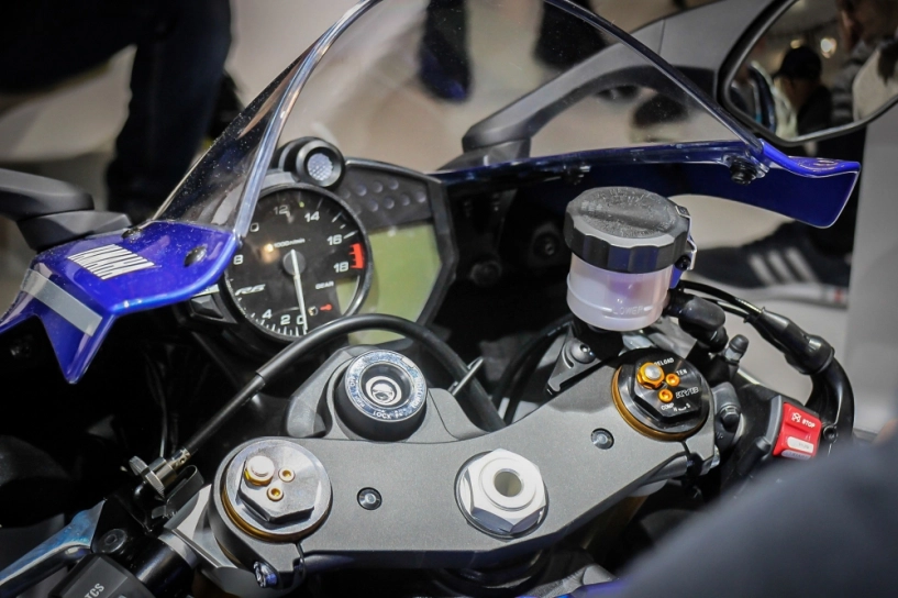 Chiêm ngưỡng cận cảnh yamaha r6 2017 tại triển lãm eicma 2016 - 5