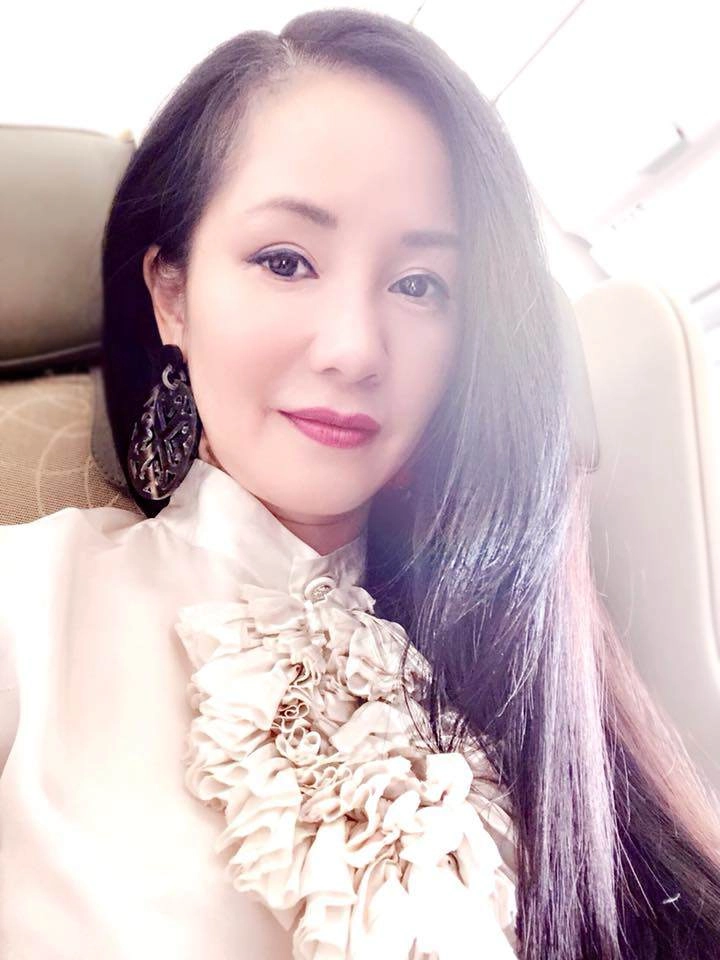 Có thật đây là diva hồng nhung chuyện gì đã xảy ra với nhan sắc người đẹp này vậy - 19