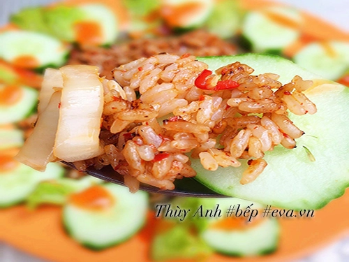Cơm chiên kim chi đơn giản ai ăn cũng thích - 7