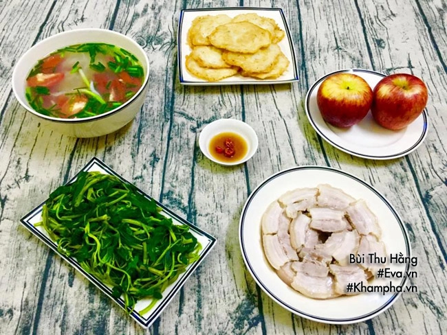 Cơm chiều hết veo với thịt ba chỉ luộc canh chua cá ngần đưa cơm - 1