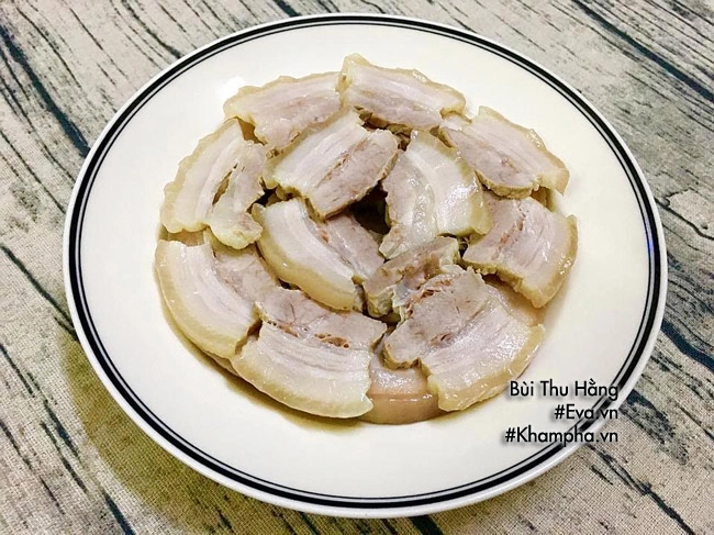 Cơm chiều hết veo với thịt ba chỉ luộc canh chua cá ngần đưa cơm - 3