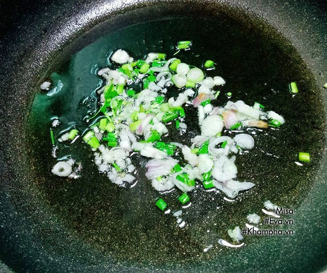 Cơm rang cá mặn chuẩn vị ngon lành cho bữa sáng no bụng - 5