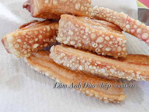 Công thức siêu đơn giản cho món thịt heo chiên bì giòn - 4