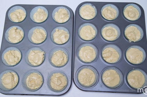 Cupcake bơ thơm ngon đãi cả nhà - 10