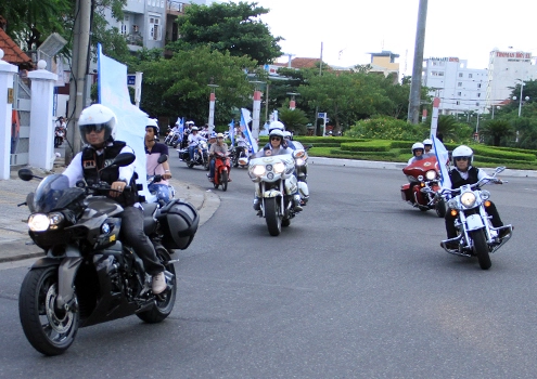  dàn mô tô khủng diễu hành trên đường phố đà nẵng - 6