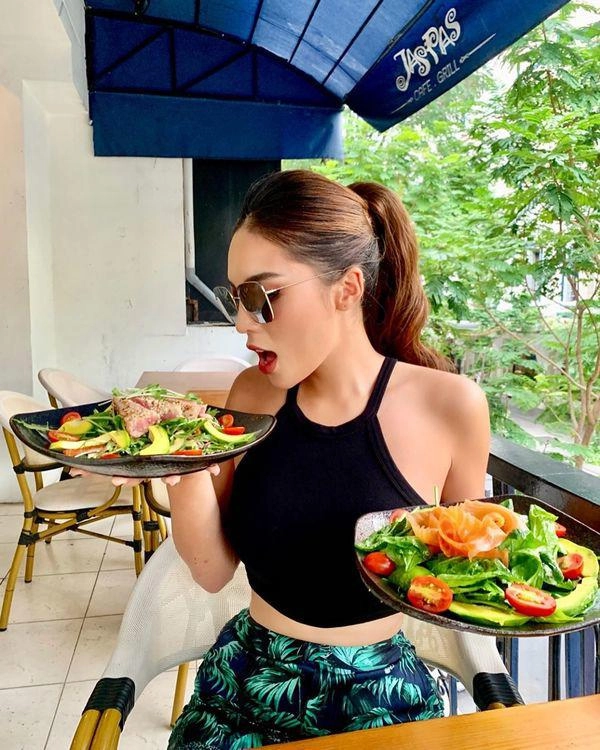 Dáng đẹp rồi kỳ duyên bỏ áo thùng thình về với crop-top ngắn cũn cùng quần kéo chân cực đỉnh - 8