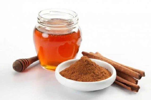 Đánh bay mụn lưng cứng đầu bằng cách này giúp chị em tự tin mặc váy hở lưng nguyên năm - 7