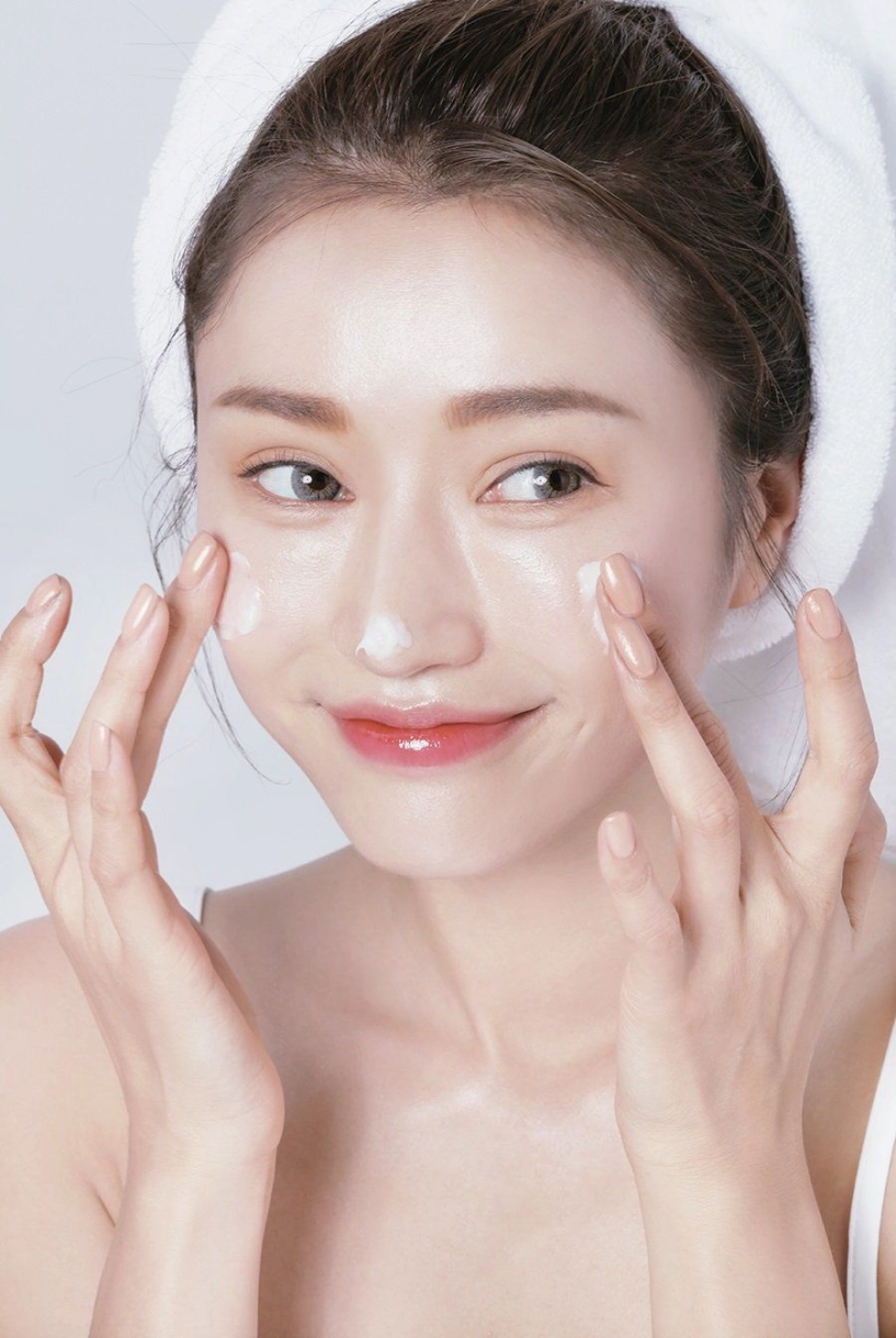 Dầu dưỡng da siêu sao chống lão hóa trị mụn kiêm dưỡng ẩm chị em chờ gì không dùng ngay - 4