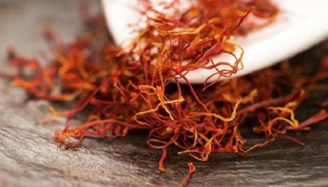 Đời không như mơ tưởng nhụy hoa nghệ tây là báu vật làm đẹp ai dè tiền mất tật mang - 2