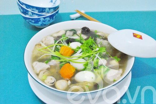 Đơn giản với canh trứng cút bóng bì - 12