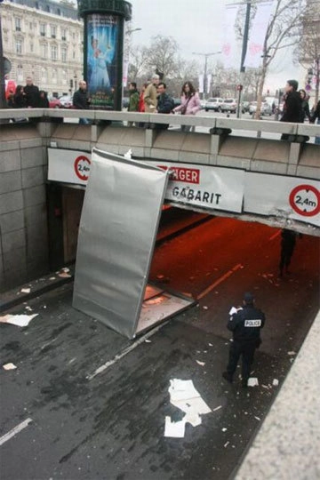  đường hầm đen đủi giữa paris - 9