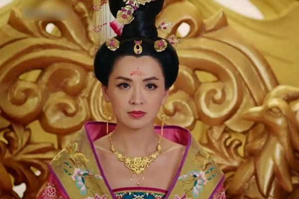 Dương quý phi đã làm gì để bức size vòng 1 khiến vua mê mệt mà chẳng cần dao kéo - 6