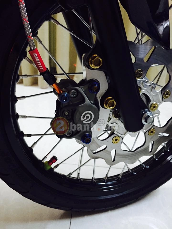 Exciter 150 đen dữ dằn với cặp heo brembo 1199 - 2