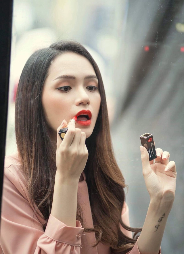 Giải mã cây son hương giang idol sử dụng trong mv mới của havyco lipstick - 1