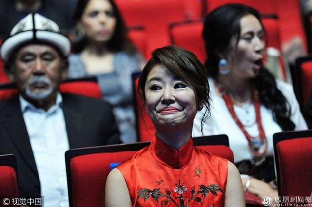 Giật mình trước khoảnh khắc kém sắc gây sốc của dàn mỹ nhân năm 2018 nhất là lâm tâm như - 1