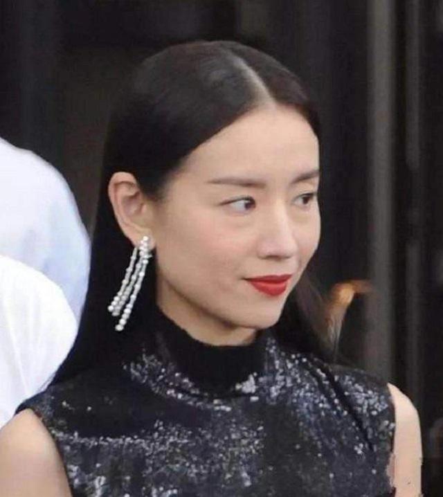 Giật mình trước khoảnh khắc kém sắc gây sốc của dàn mỹ nhân năm 2018 nhất là lâm tâm như - 8