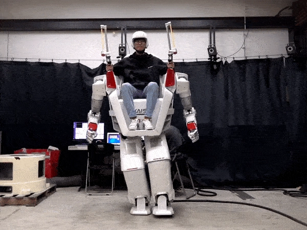Hàn quốc giới thiệu robot có người điều khiển như phim viễn tưởng - 1