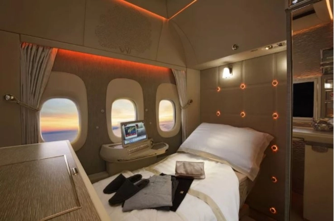 Hãng hàng không emirates định nghĩa lại cách các đại gia bay trên không trung - 1