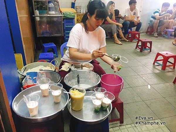 Hàng tàu hũ cốt dừa mát ngậy chỉ 9 nghìnly siêu đông khách ở sài gòn - 1