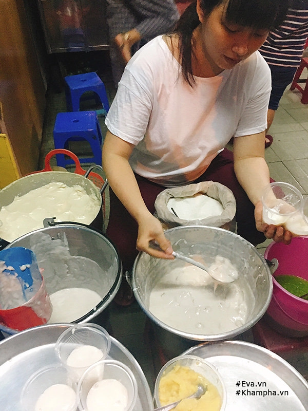 Hàng tàu hũ cốt dừa mát ngậy chỉ 9 nghìnly siêu đông khách ở sài gòn - 4