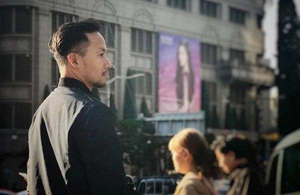 Hari won thay đổi đinh tiến đạt cũng đổi thay gọn gàng và đẹp trai chẳng thua trấn thành - 8