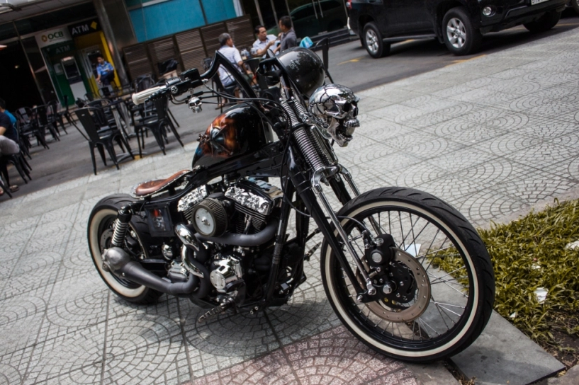 Harley-davidson độ kịch độc với phong cách ma tốc độ tại sài gòn - 2