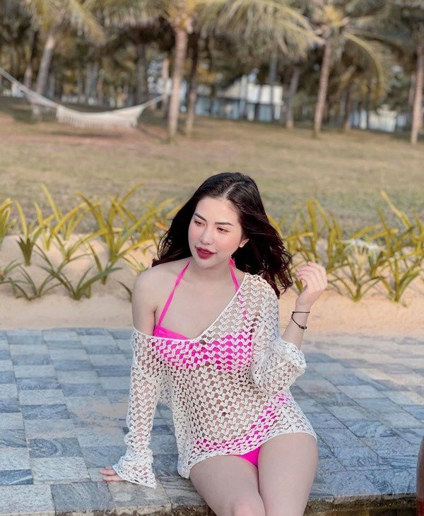 Hậu tái ngộ chồng ngày sinh nhật con vợ cũ việt anh lên đồ quyến rũ khoe sắc mặn mà - 2